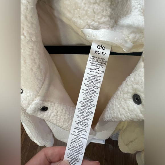 alo | oversized Sherpa shacket jacket | Cream XS - Picture 4 of 4